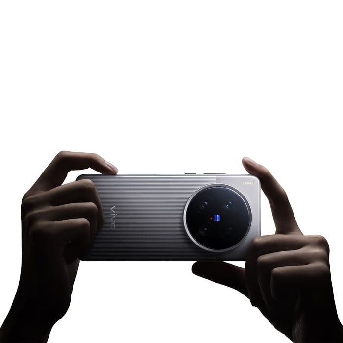 Vivo X200 Ultra - 12GB/256GB - Red